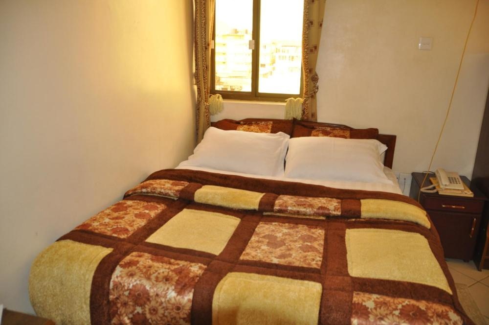 Rich Hotel Image 22