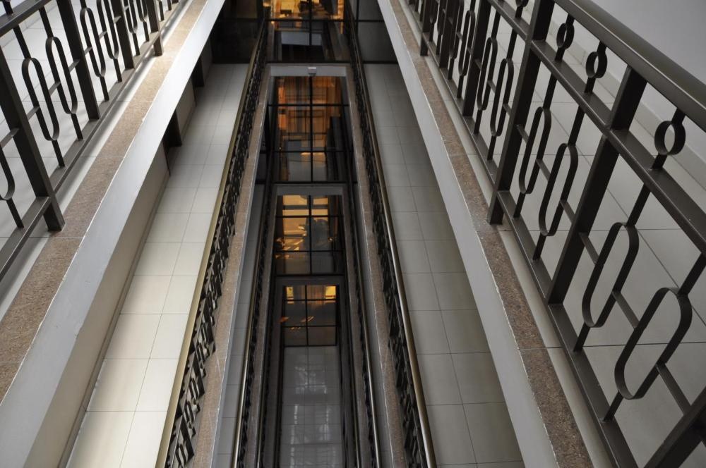 Rich Hotel Image 26