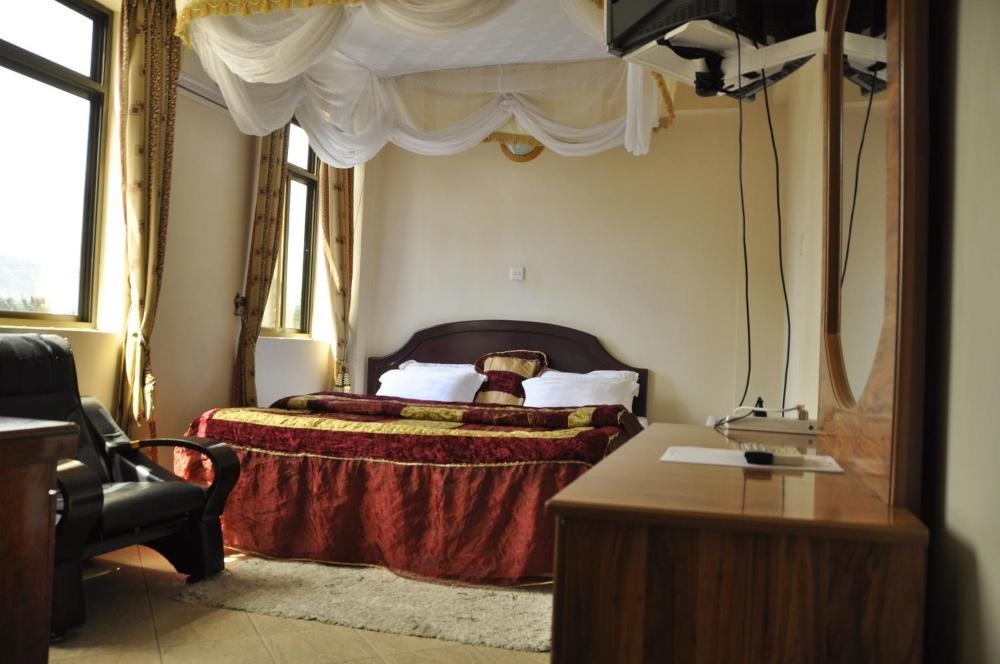Rich Hotel Image 28